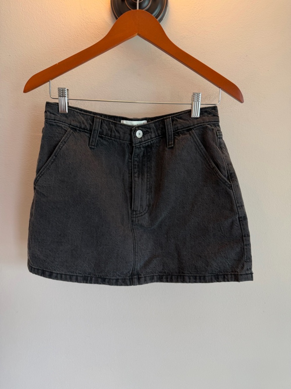 Abercrombie‎ & Fitch High Rise Denim Mini Skirt Washed Black Size 26 2